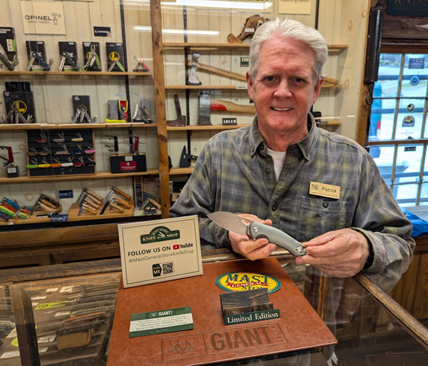 Patrick with the GiantMouse Biblio-XL